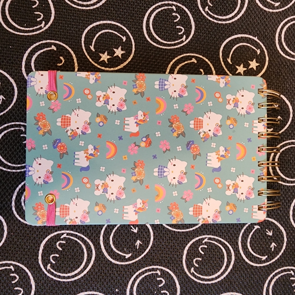 Hello Kitty Unicorn Notepad - Picture 2 of 3